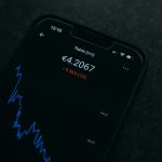 Автоматический трейдинг: как работают торговые роботы trading-255.jpg